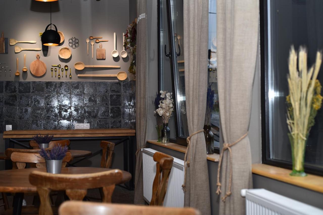 Northgate Hotel Kazbegi מראה חיצוני תמונה