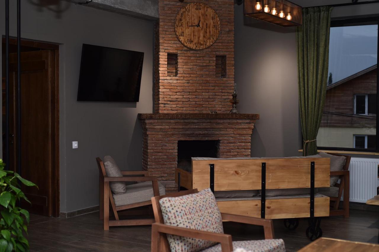 Northgate Hotel Kazbegi מראה חיצוני תמונה