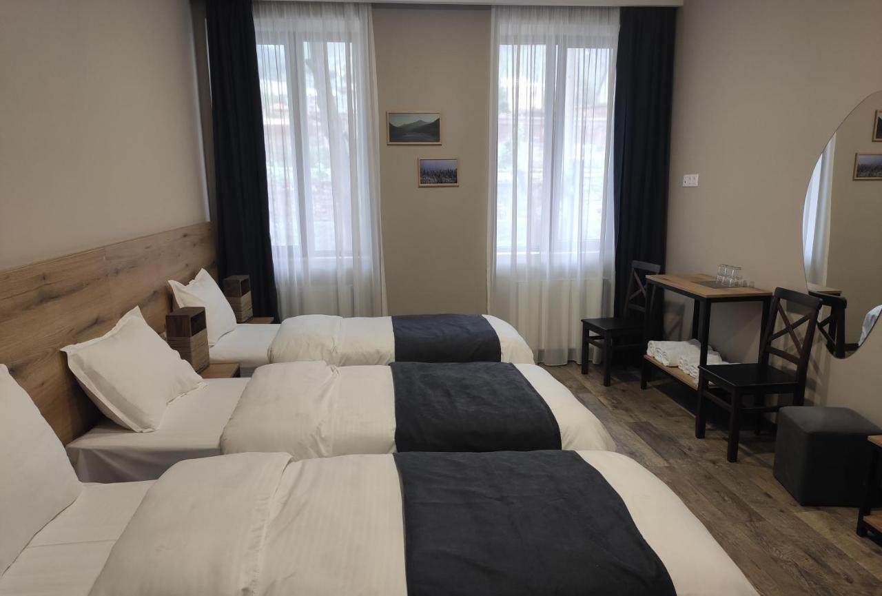 Northgate Hotel Kazbegi מראה חיצוני תמונה