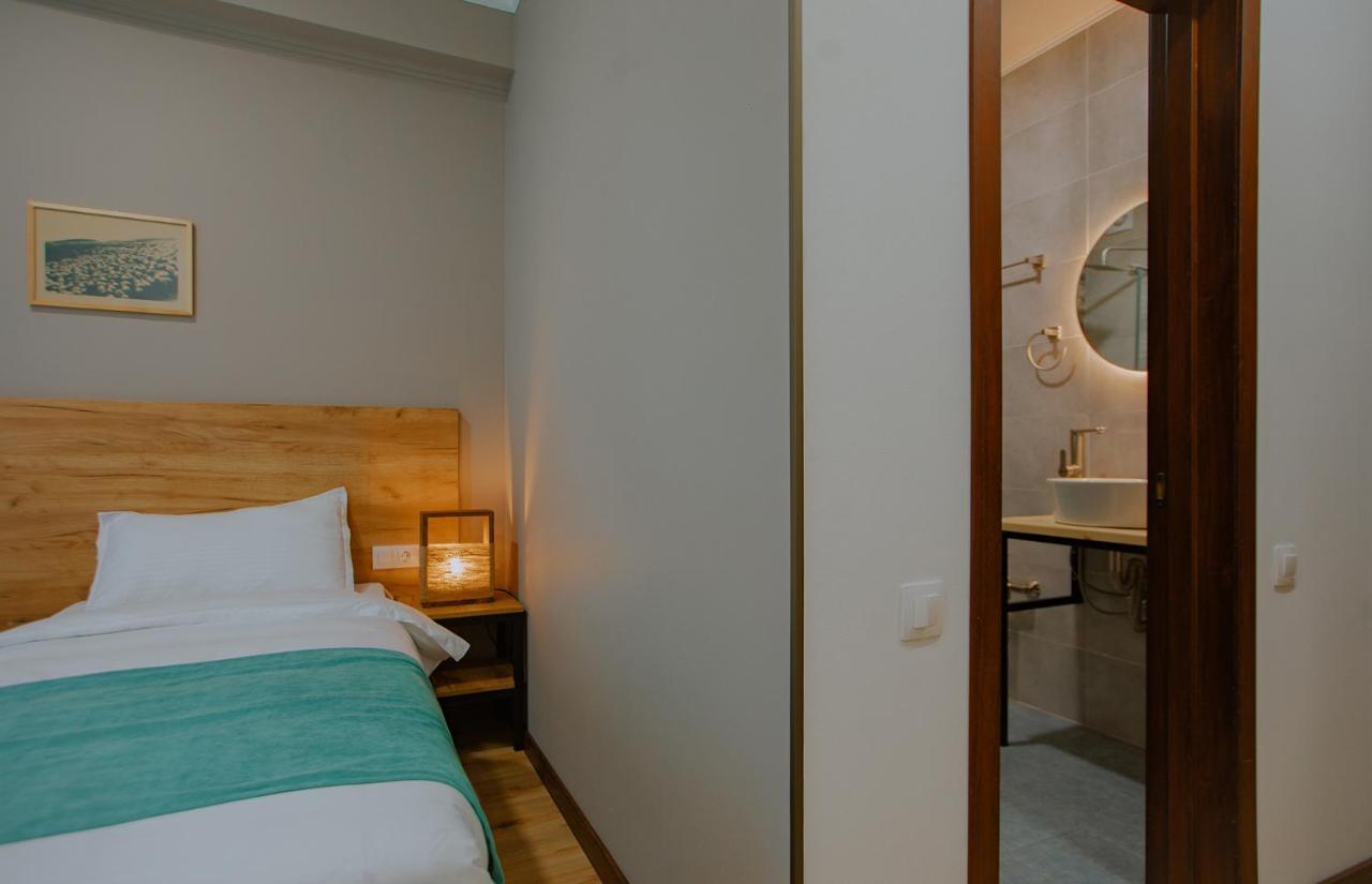 Northgate Hotel Kazbegi מראה חיצוני תמונה